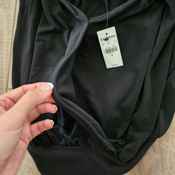 NWT | EXPRESS | Black Spaghetti Strap V-Neck Bodysuit | XS - Picture 2 of 5